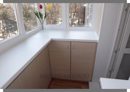Теплое остекление пластиковыми окнами с выносом подоконника в Видное