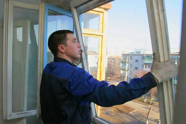 Остекление балконов в Видное